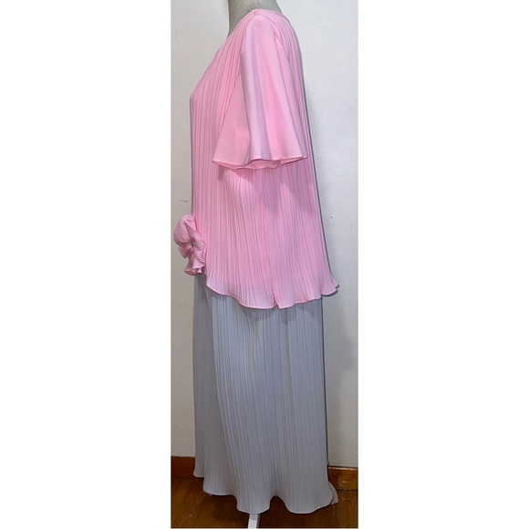 Vintage Pink & Grey Plisse Dress - Picture 5 of 8